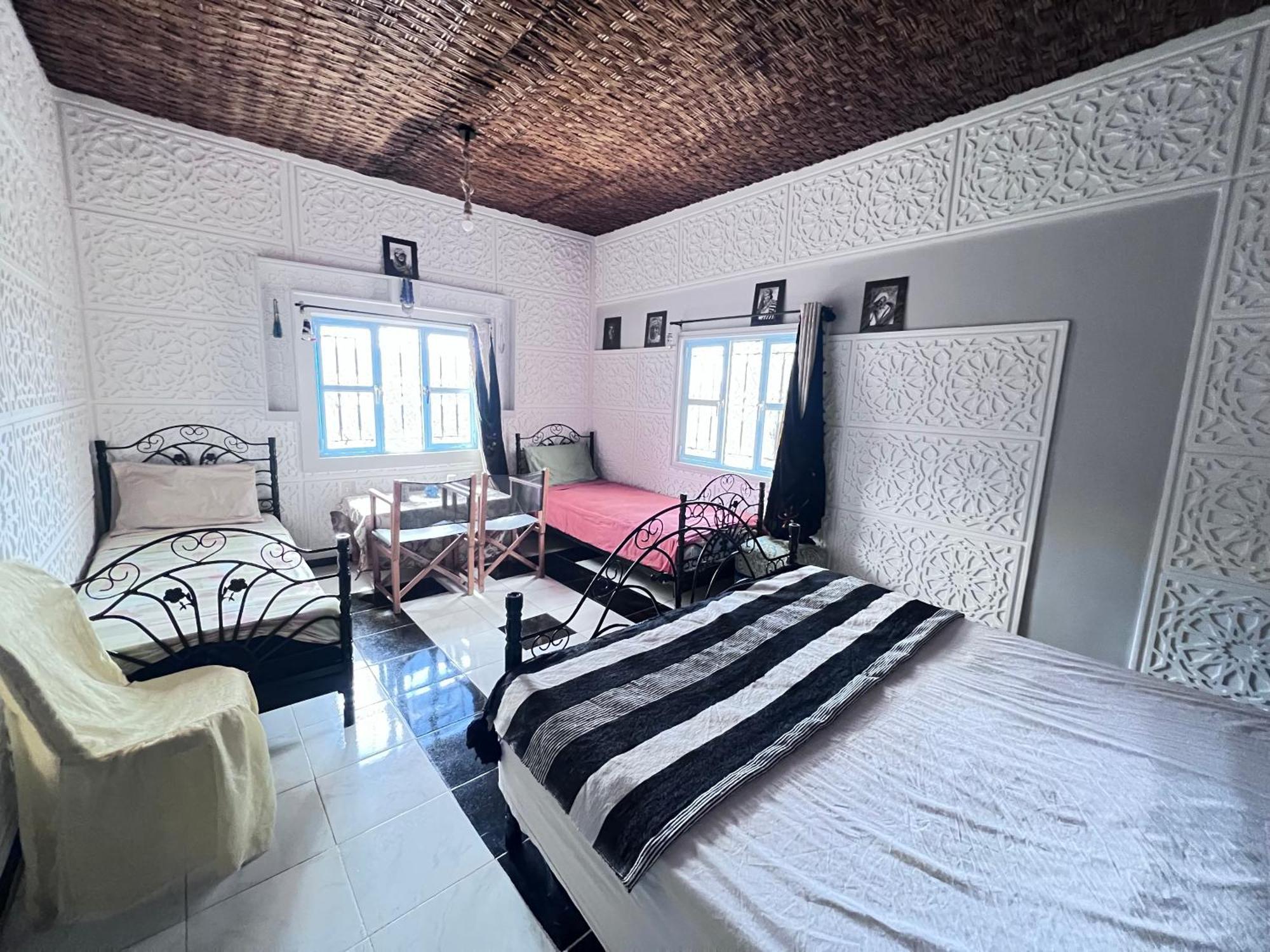 La Maison Traditionnelle Hotel Et Guesthouse Тафраут Экстерьер фото