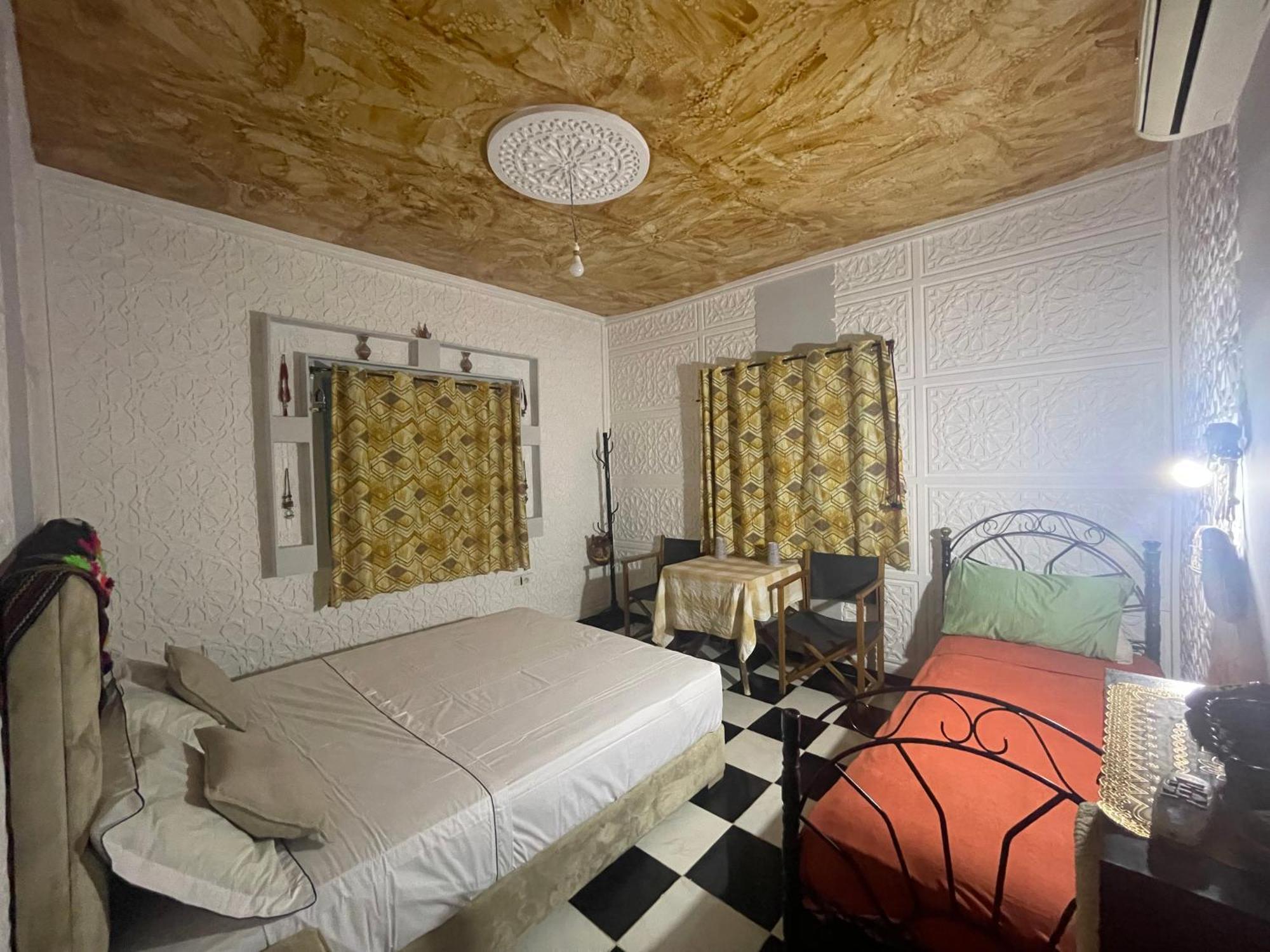 La Maison Traditionnelle Hotel Et Guesthouse Тафраут Экстерьер фото