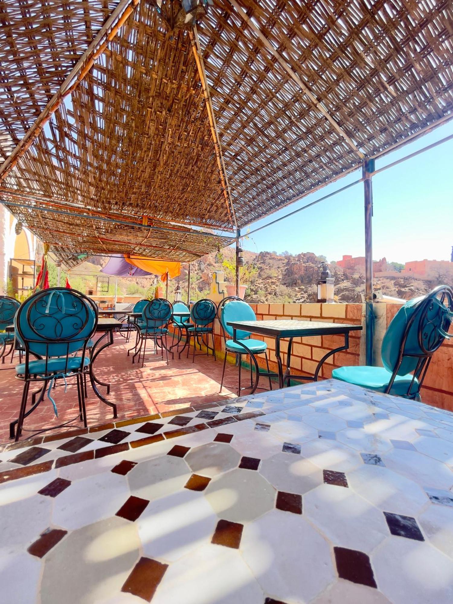 La Maison Traditionnelle Hotel Et Guesthouse Тафраут Экстерьер фото